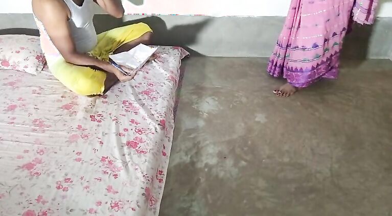 step Father in law fucks his daughter in law after getting massage Bengali Sex in clear Hindi voice