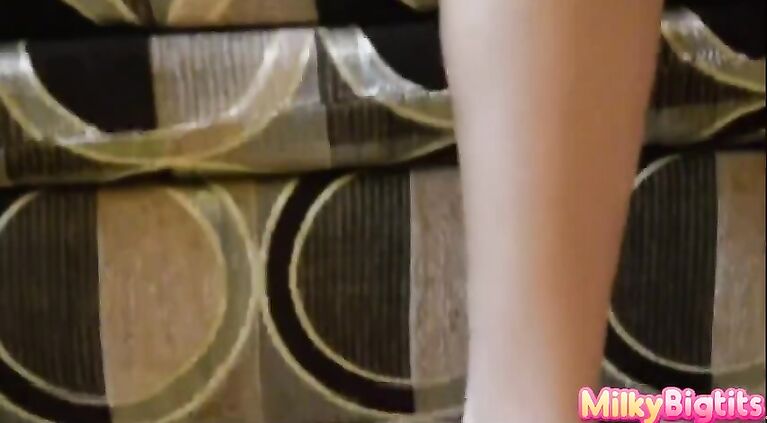 Desi Bhabhi Simran Masturbation indian bengali scandal