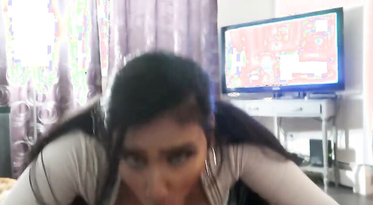 PAKISTANI SLUT GETS FORTNITE WIN CREAMPIE