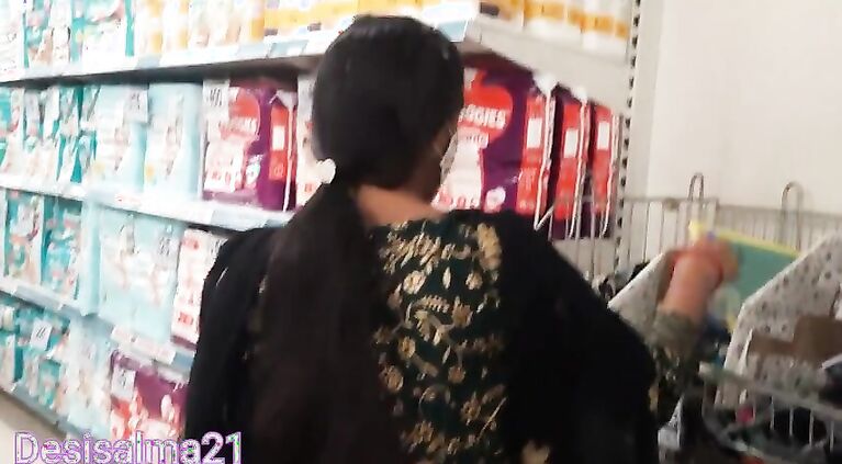 Tamil Desi who came for shopping set up and had assfuck sex