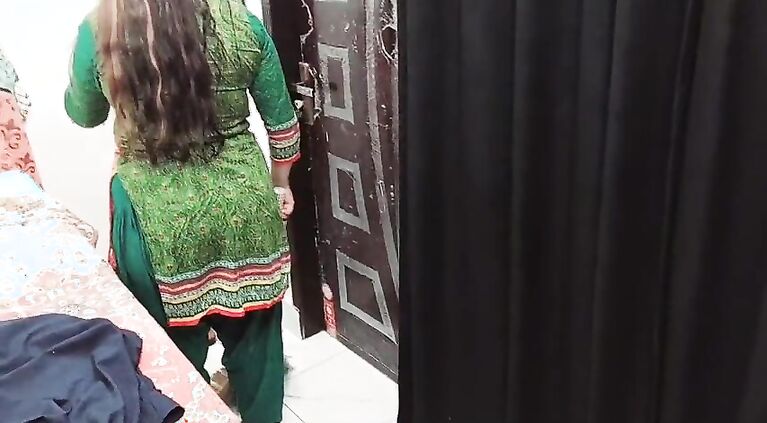 Maid Fantasy Fullfilled With Dirty Talks in Hindi