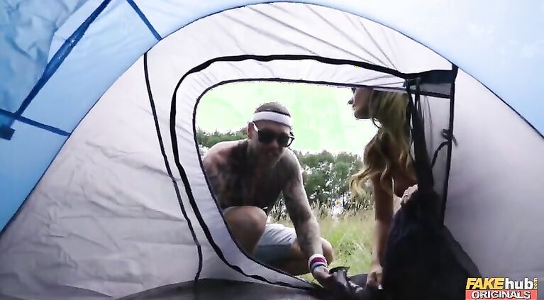Festival Girls fucked in the campsite Desi British HOUSEWIFE teenage triplet
