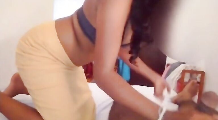 Sri lanka candy spa girl