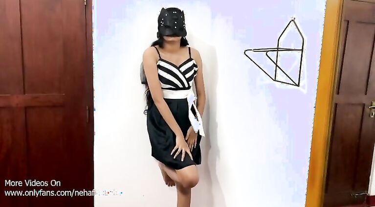 sri lankan hot slut girl showing her body to best friend after party