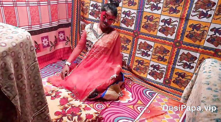 Cute Tamil bhabhi fucked very rough sex in sari by devar