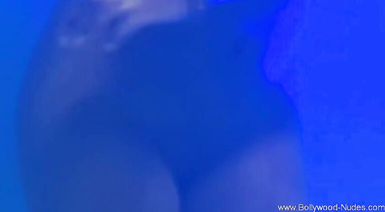 Desi Lady Strip Her Dress And Dance Enjoyment Moment