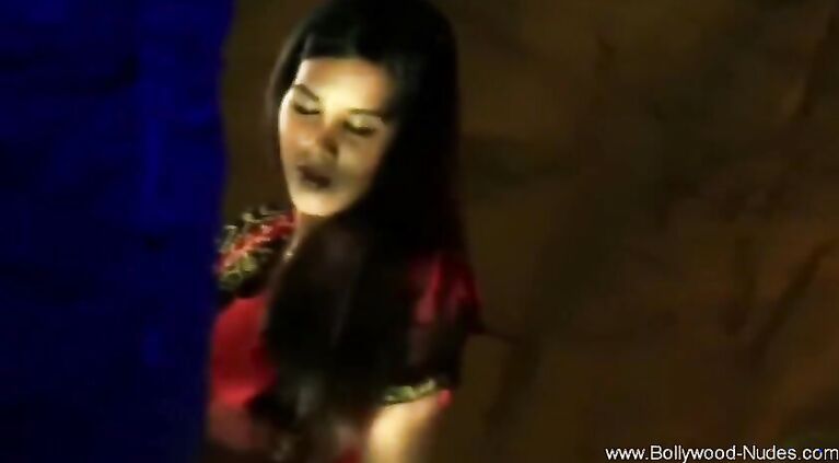 An Arousing Seductive Desi Ritual With Seduction