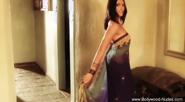 Dancer From India So Sensual Seduction Experience