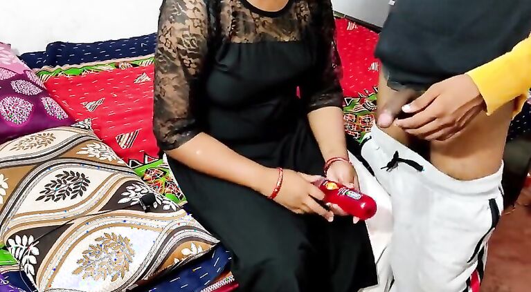 Taking amateur to Oyo room and doing butt fucking fiercely! Indian Porn in clear Hindi voice