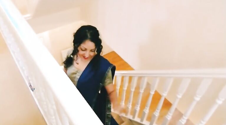 Beautiful tamil stepsister strips from saree and bares perfect natural shaved body