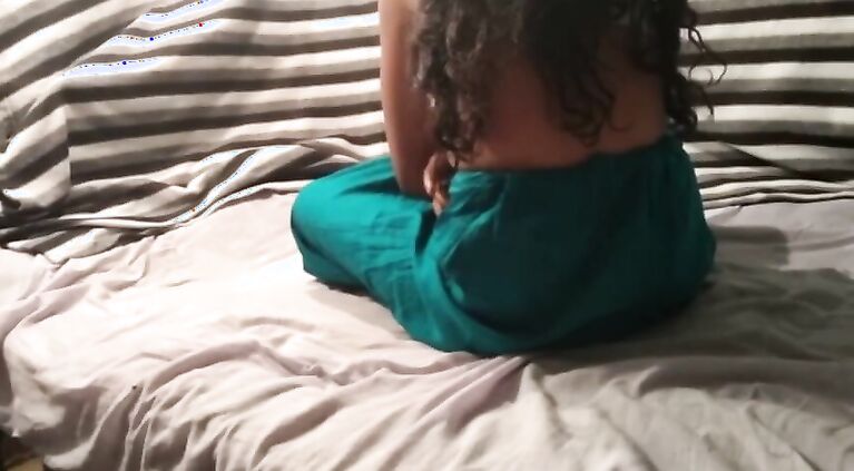 Desi Beautiful Bhabhi Fucked Hard In Room With Oral Hindi Audio
