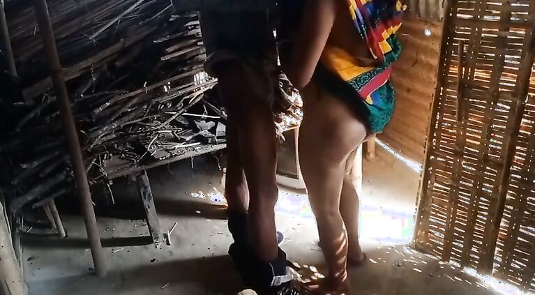 Tamil Village Bhabhi fuck with driver