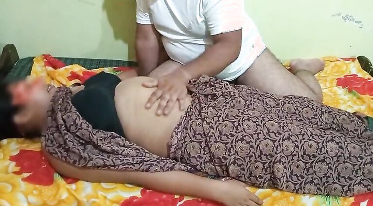 deshi bhabhi saying ho rha mera ruko[hindi]