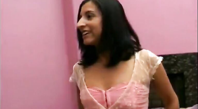 A beauty black-skinned gorgeous takes it deep in her hairy vagina