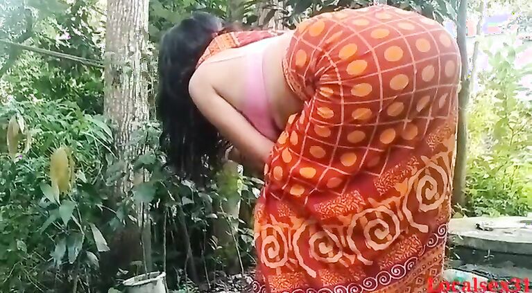 Outdor Sex By Village housewife In Boyfriend