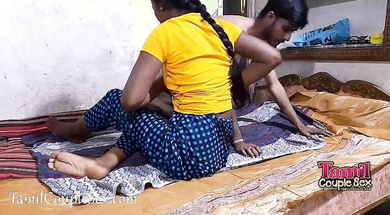 18 Year Old Tamil Indian Couple Fucking With Horny Skinny Sex Guru Giving Love To GIRLFRIEND