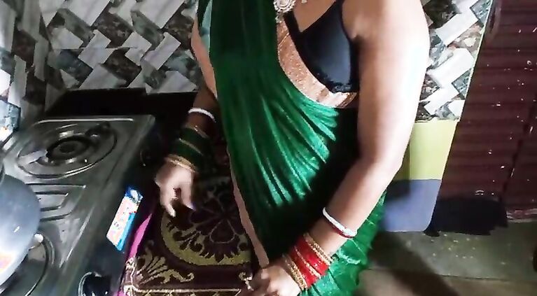 Fucked Bhabiji working in the kitchen when no one was in the house! in real hindi voice