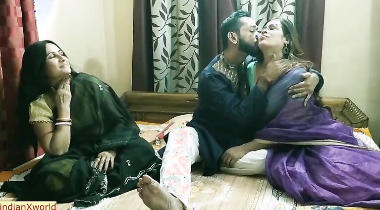 Amazing sexy sex..Tamil cute bhabhi swaping with Hindi cute family sex