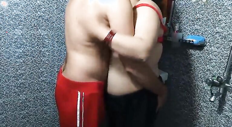 Most sexy married Tamil tamil bhabhi ka sath bathroom sex - indian bhabhi ki chudai