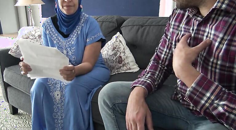 Muslim woman gives rim job during job interview