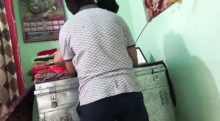 Jawan Aunty Apne Bhatije se Chudwayi