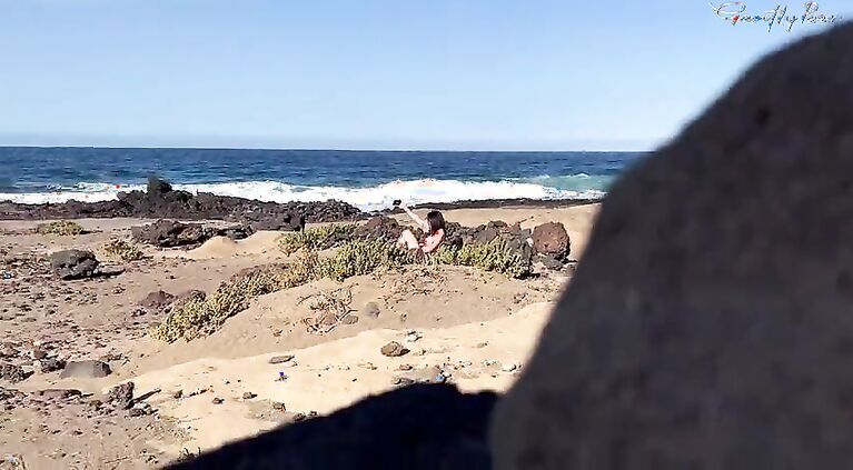 NUDIST BEACH ORAL: I show my hard dick to a bitch that asks me for a oral and cum in her mouth.