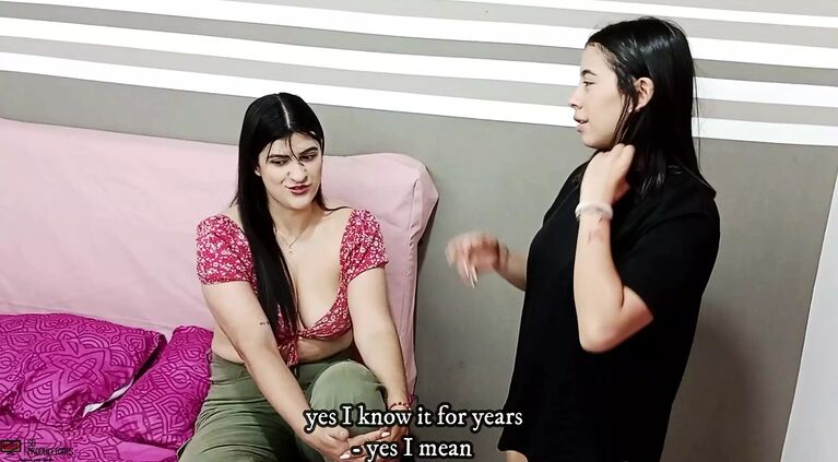 Stepmom and stepdaughter having amazing lesbian sex - Porn in Spanish