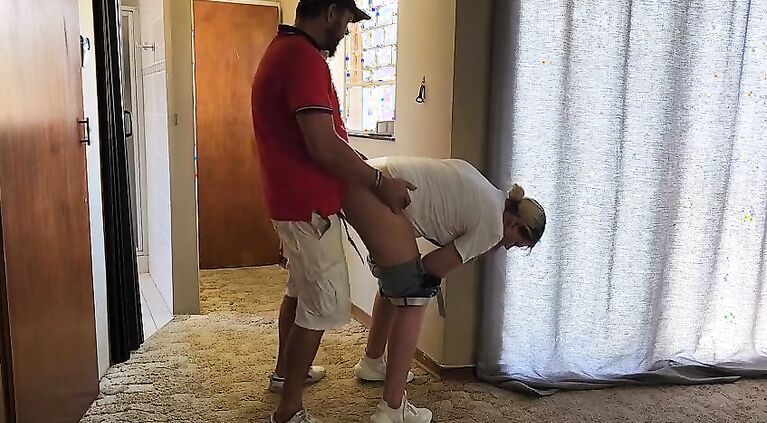 Cuckold i dared my milf to fuck the pizza guy