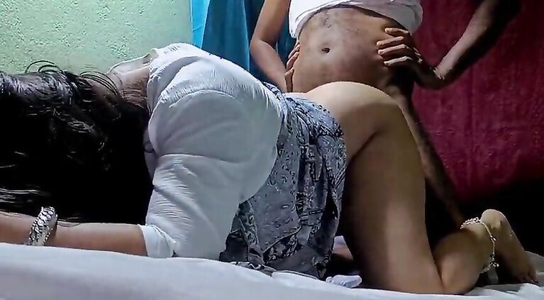 My slut amateur enjoy to pounding her in doggy style