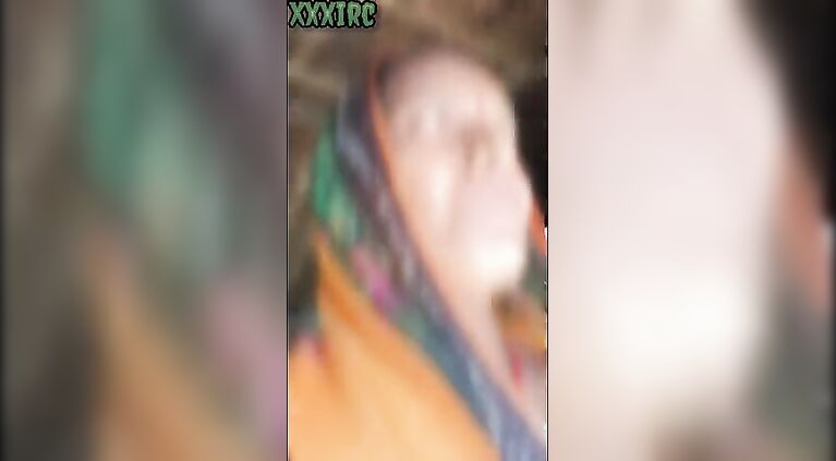 My cunt is hungry,i want a nigga cock