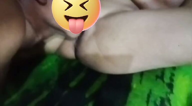 Hardcore couple sex Cunt eating homely sex husband housewife sex cute bhabi ko padoshi ne chudkar pani nikal diya Hindi adio real