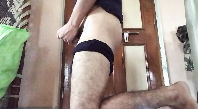 Mommy got stuck while cleaning door and then fUck cunt by step son
