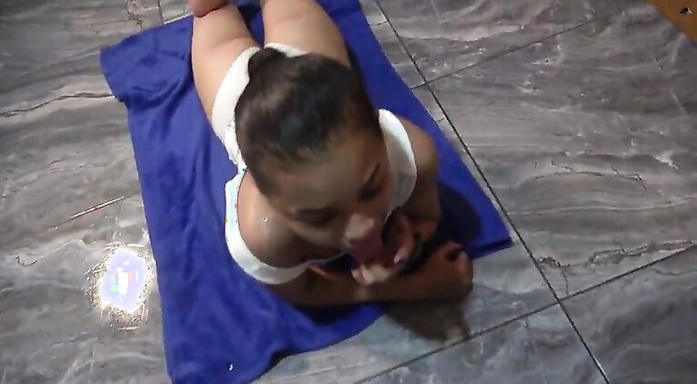 Custom vid, pissing all over the body, face fuck and spitting, staying on knees. Cute tongue. POV