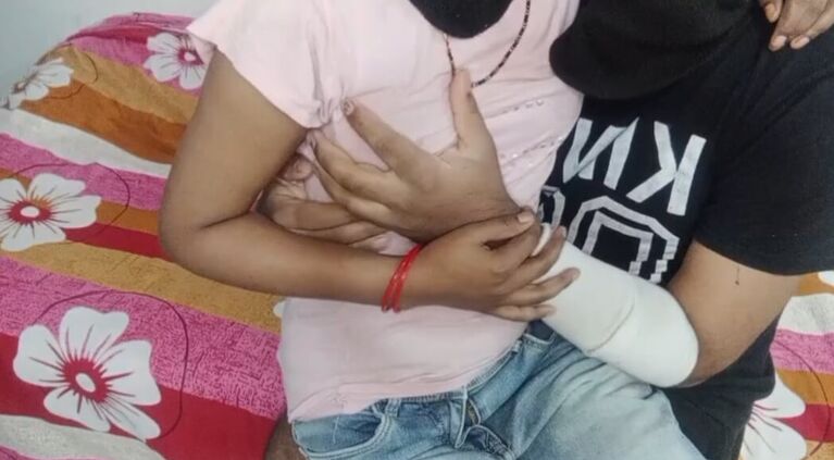 Padosi ke dost ke sath sex kiya