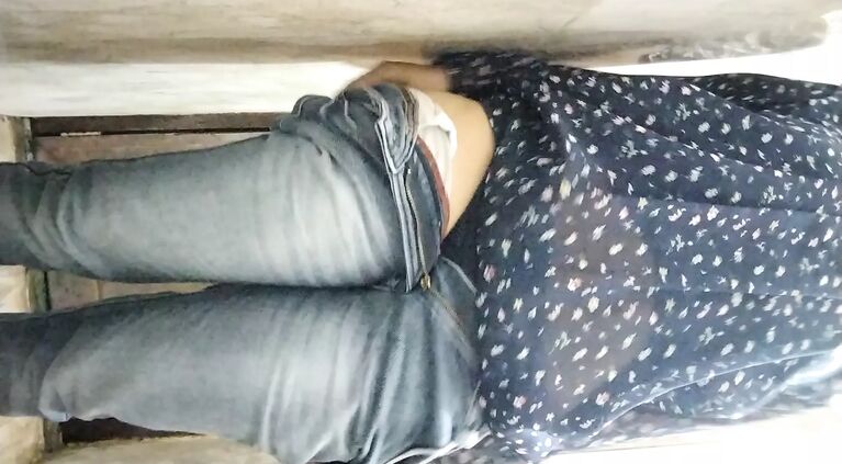 Tamil girl after gym fresh bathing and fingering at home