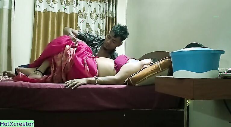 Sudden meet and Sex with 18yrs Boy! Hindi real Sex