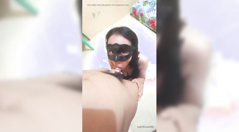 I had sex with a neighbor who wanted to take a shower in my toilet - Silvana