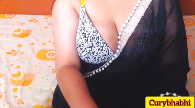 Tamil Desi trisha bhabhi work from home in hot ebony saree and teasing with her huge boobs