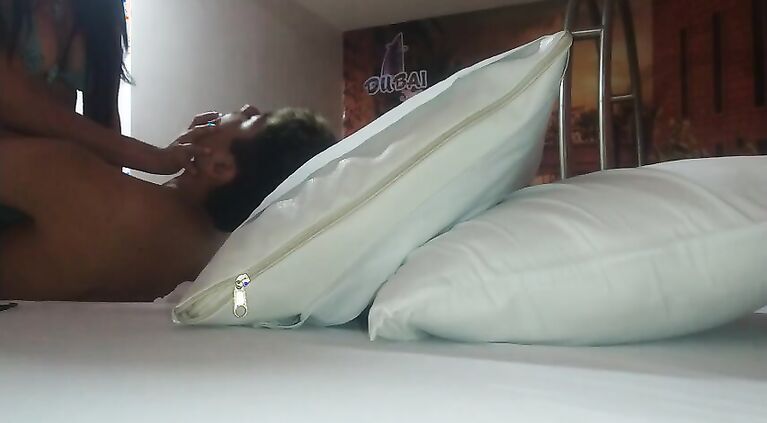 my neighbor fucks me hard in motel while my cuckold is waiting at the garage
