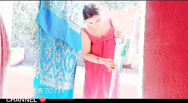 MY BIHARI AUNTY SHOWING HER HUGE NIPPLES FULL CUM ON HER FACE