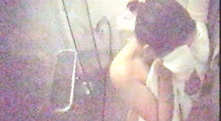 Desi Girls In Gym Steam Roon - Movies.