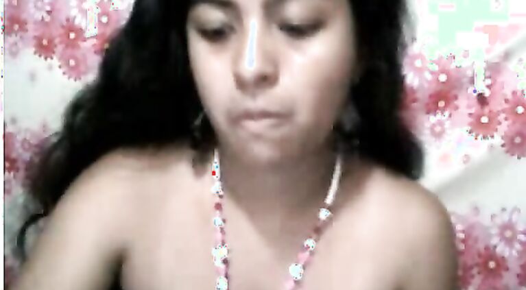 Mature bhabhi in green saree getting ready for party but once she is ready to get off husb
