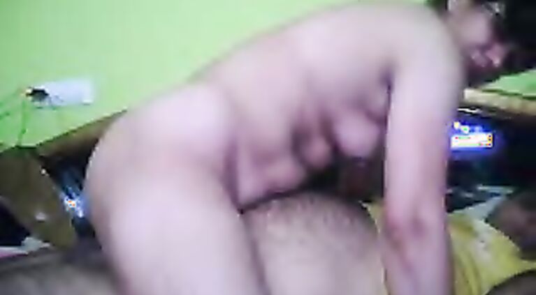Indian Bhabhi Kaamla Fucked By Nephew While Hubby Is Out.