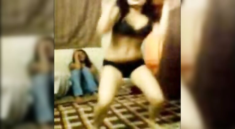 Pakistani Girl Dancing Naked - Movies.