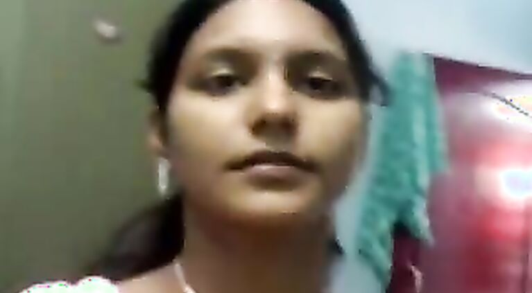 Married Wife In Saree - Movies.