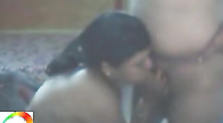 Mature bihari couple enjoying sex on cam.