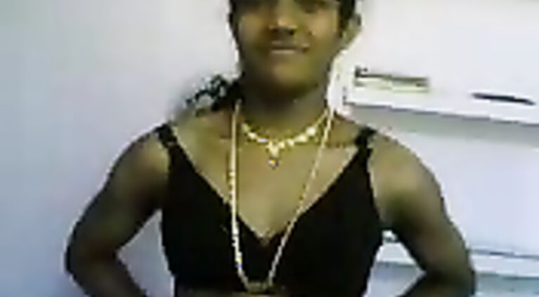 Tamil Newly Married Girl - Movies.