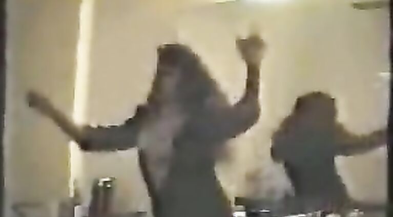 Lucknow in self shot mms of her shower l1eaked online from her stolen cell phone