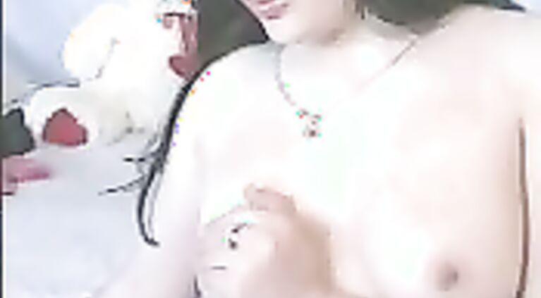 Hot Renu On WebCam - Movies.