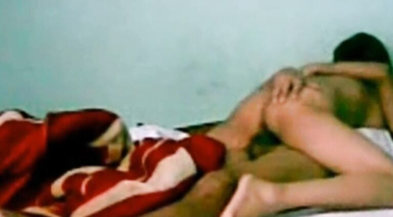 Newly married manipur girl exposed by her hubby on internet posting their suhaag raat video.